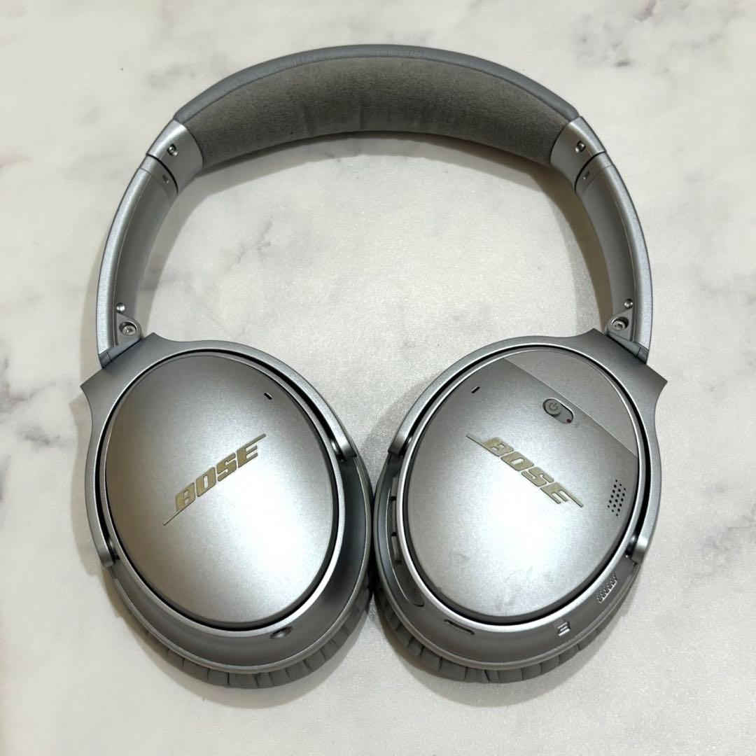 美品✨️廃盤カラー BOSE QUIETCOMFORT35 シルバー