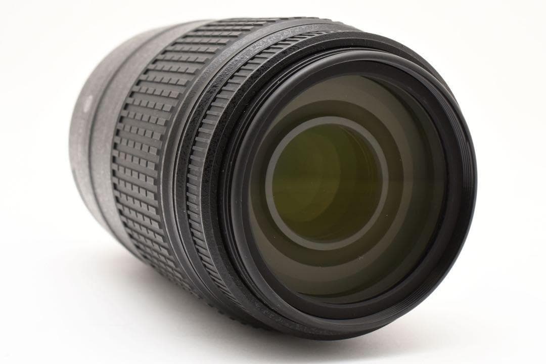 美品Nikon AF-S DX55-300mm F/4.5-5.6G ED VR