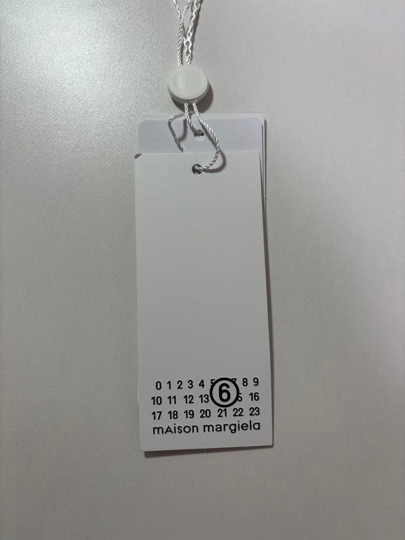 【定価】106,700円　ウールタートルネック