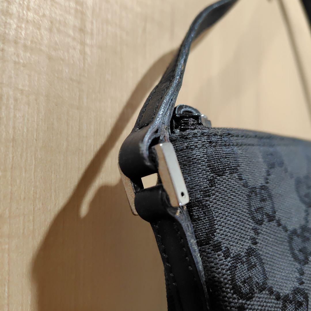 【GUCCI 】GGパターン アクセサリーポーチ ブラック キャンバス地