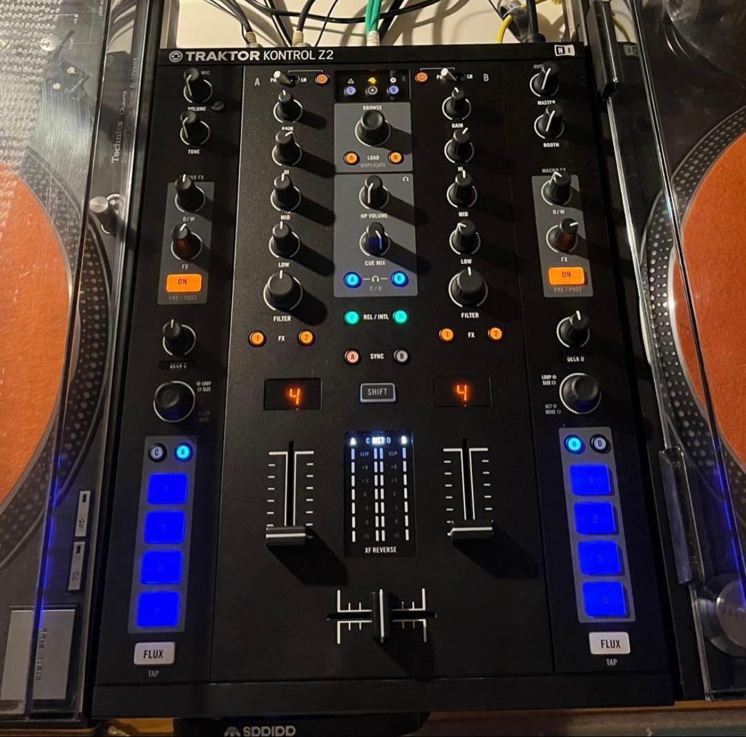希少な美品です。serato対応！後期型！TRAKTOR KONTROL Z2