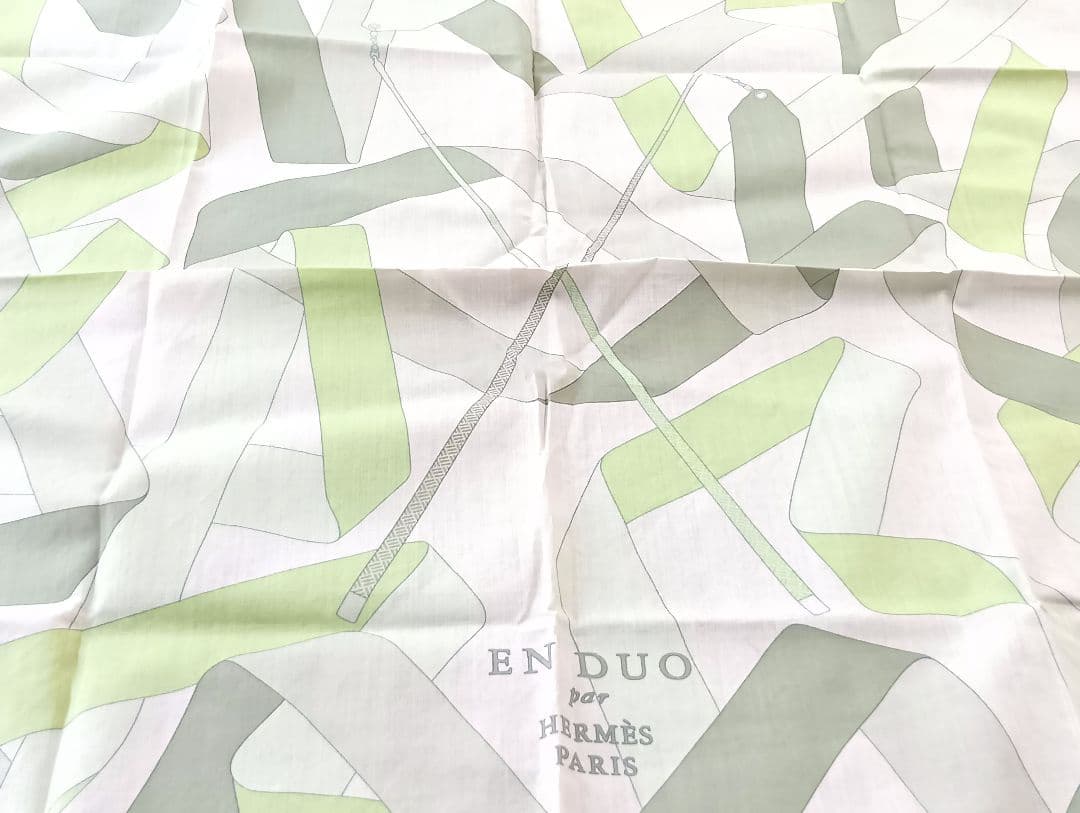 181 HERMÈS エルメス EN DUO ハンカチ コットン