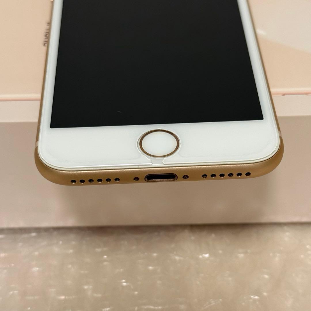 iPhone8　64GB ピンクゴールド auSIMロックあり