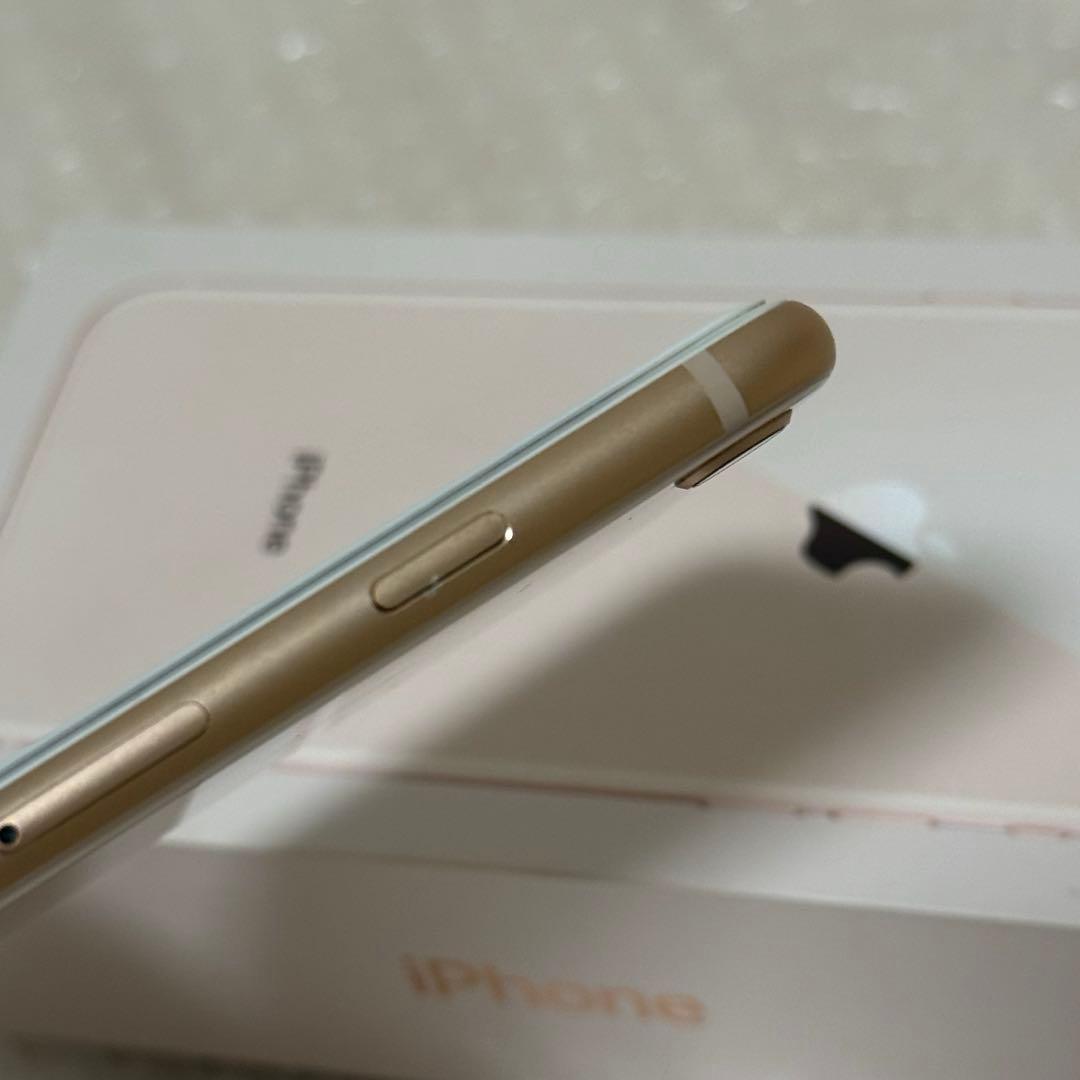 iPhone8　64GB ピンクゴールド auSIMロックあり