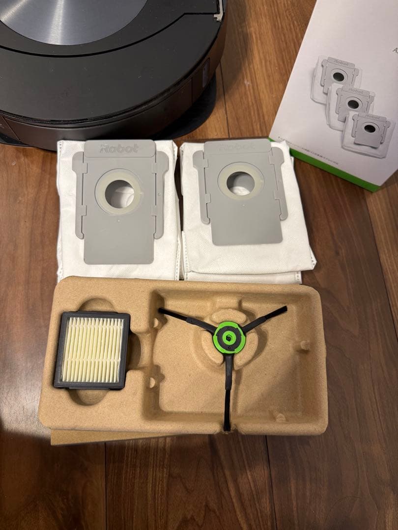 ルンバ コンボ j7+ 交換パーツ付属