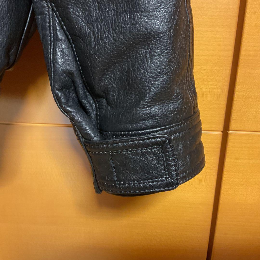 ウラン　クシタニ　レザージャケット　ライダース　牛革　黒　匿名配送