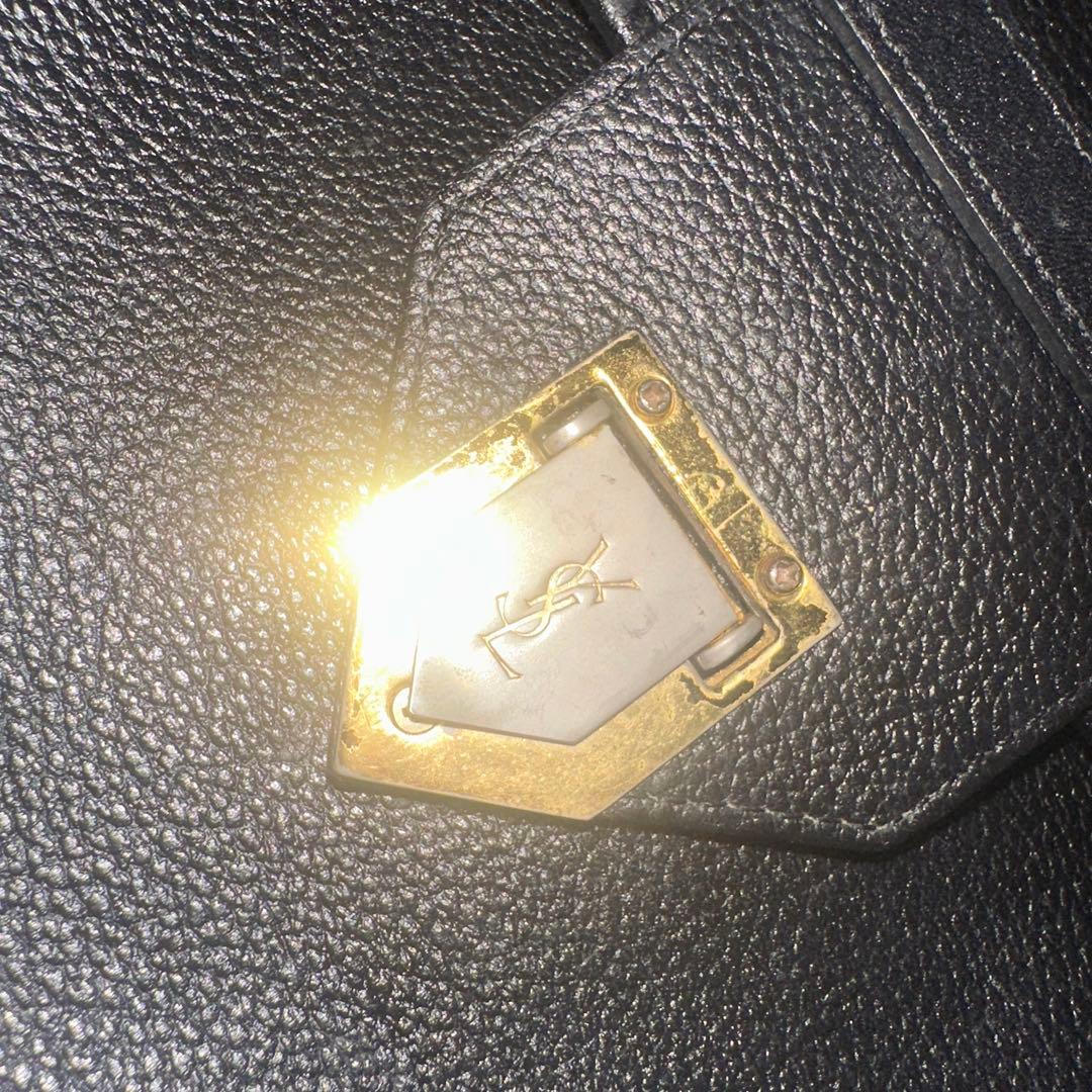 イヴサンローラン ショルダーバッグ レザー YSLロゴ 黒 フラップ