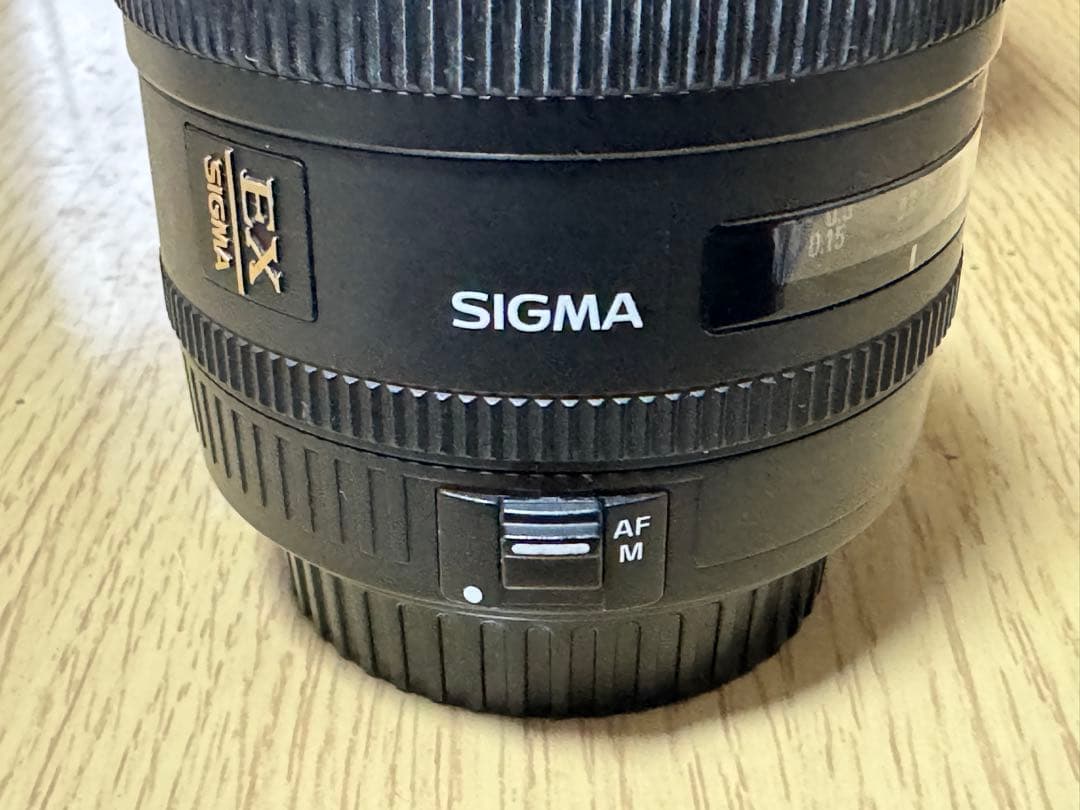 SIGMA 10mm F2.8 FISHEYE HSM 本体