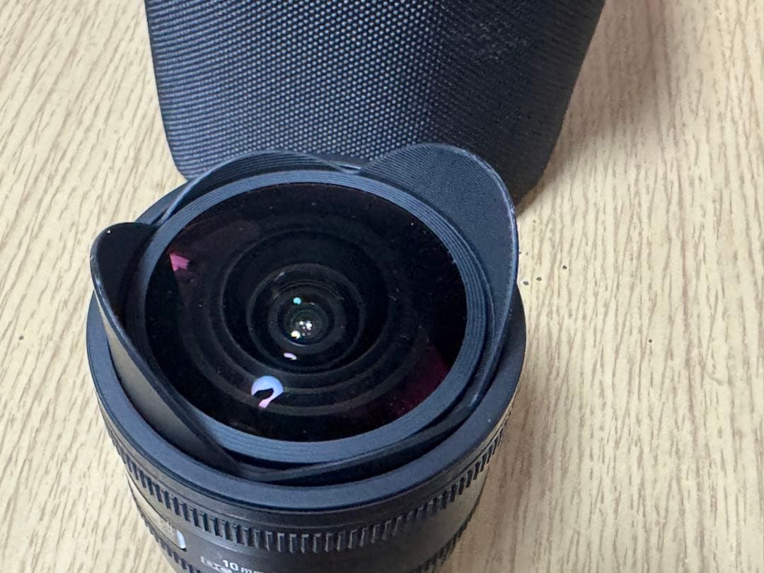 SIGMA 10mm F2.8 FISHEYE HSM 本体