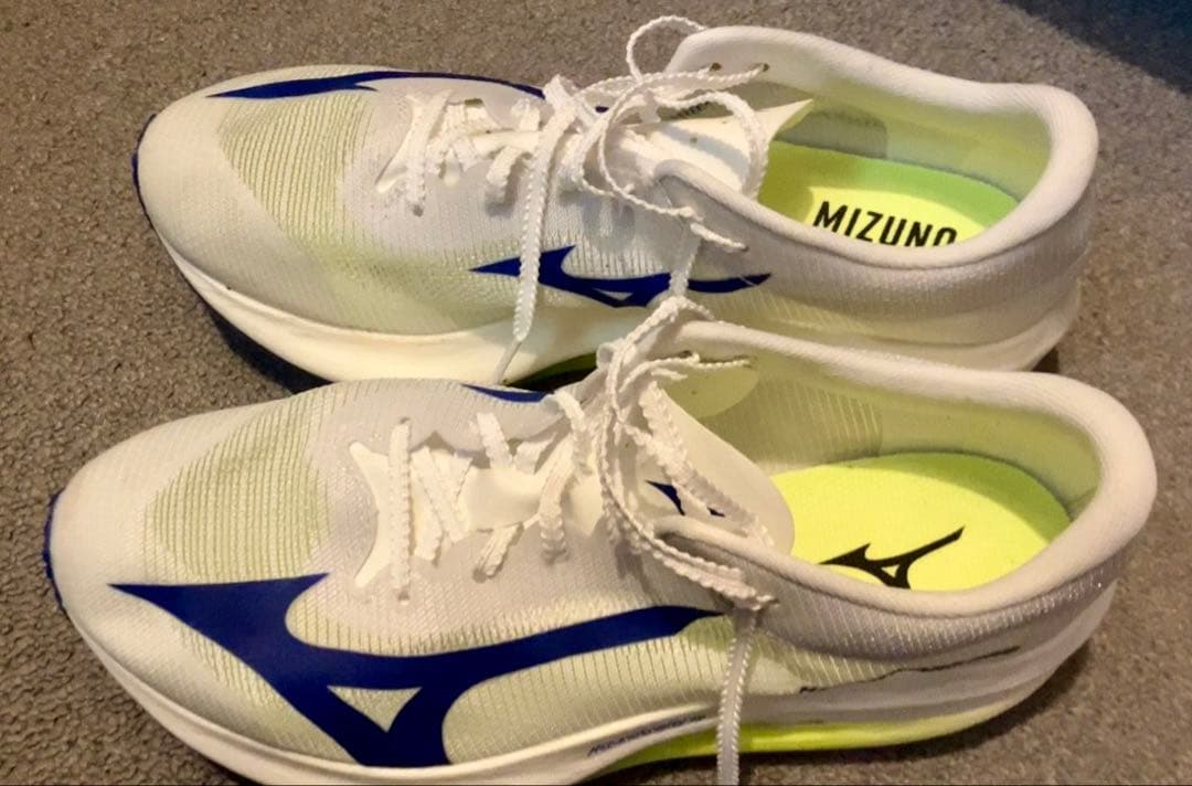 ミズノ　ハイパーワープPRO 27cm