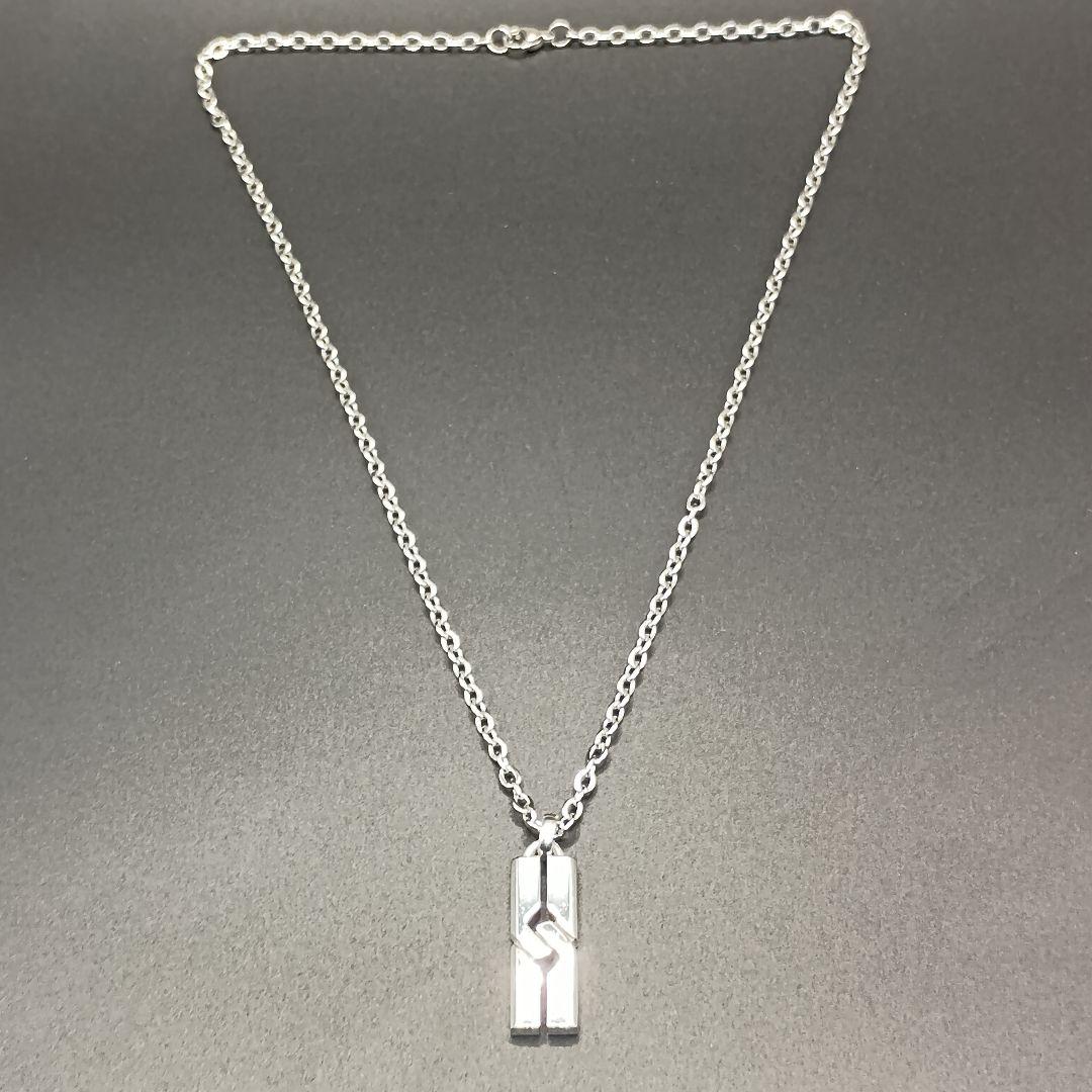 GUCCI ノット インフィニティ ネックレス SILVER925