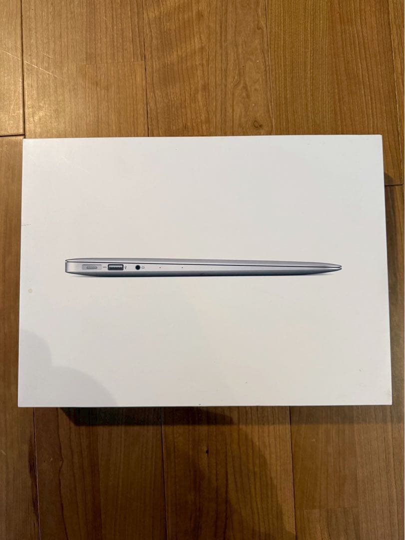 MacBook Air 13 inch 2017 intel 箱付き