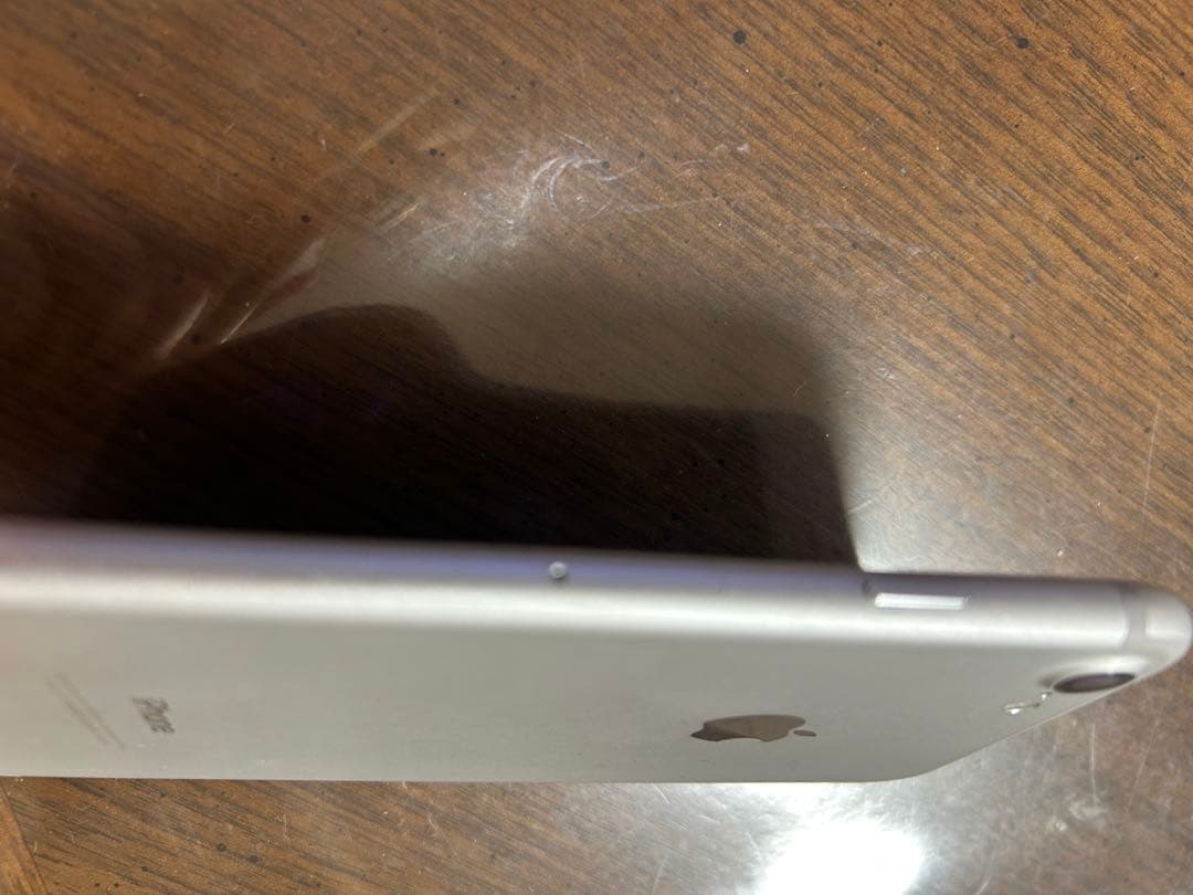 iPhone 7 32GB シルバー　SIMロック解除済