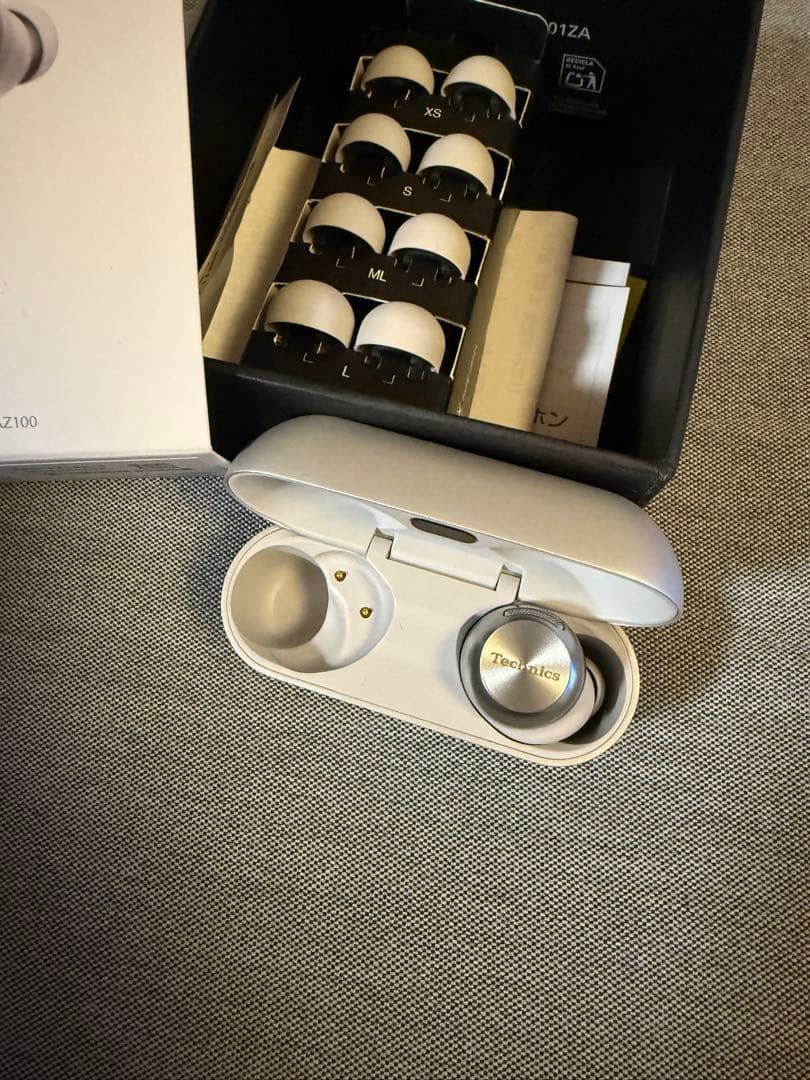 ⭐︎ピンポン⭐︎【右耳のみ】Technics AZ100 ワイヤレスイヤホン