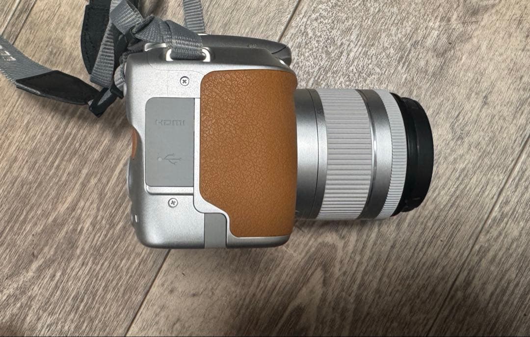 Canon キャノン EOS Kiss x9 シルバー