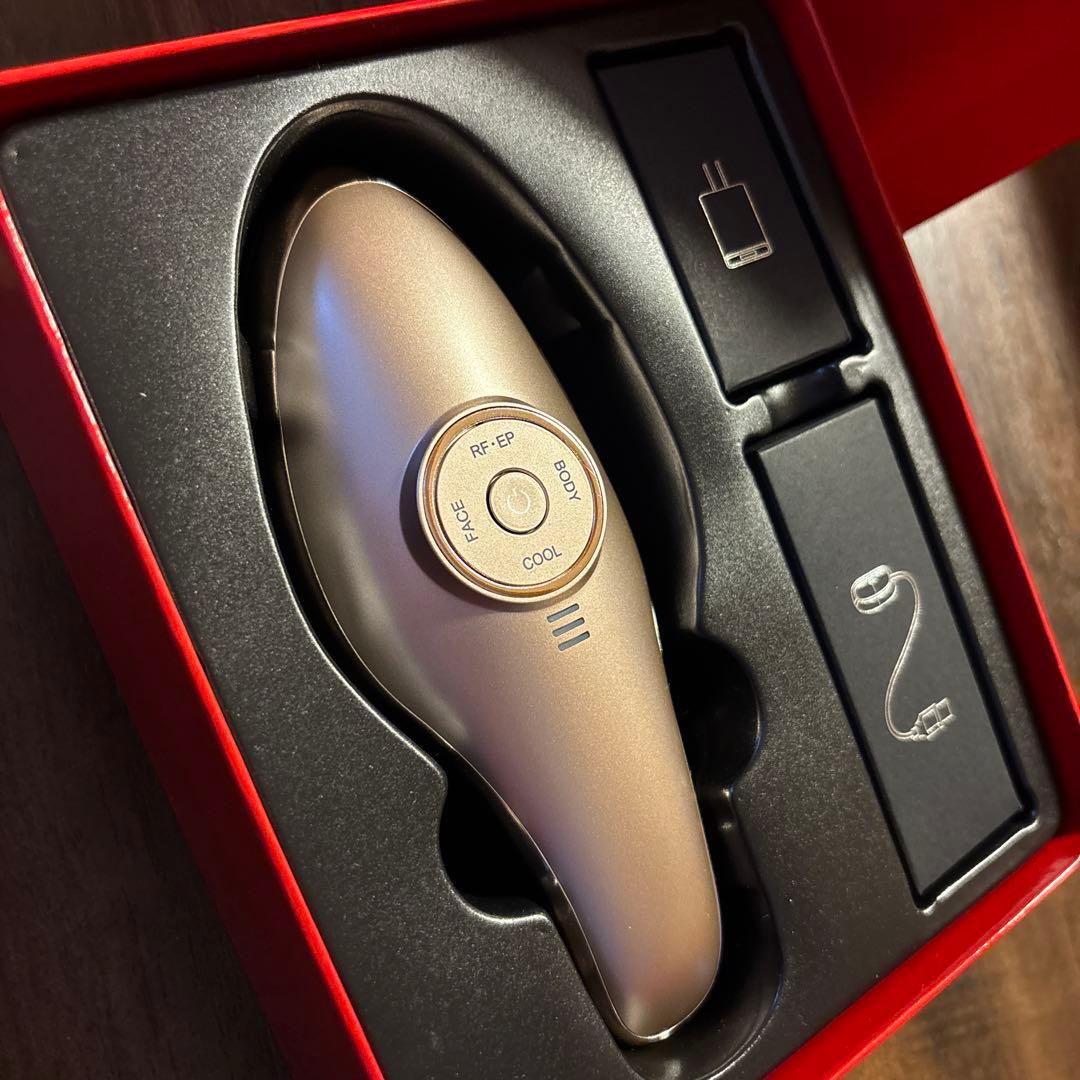 さーやん。ME ラボン・エクラ　美顔器　美品‼︎‼︎