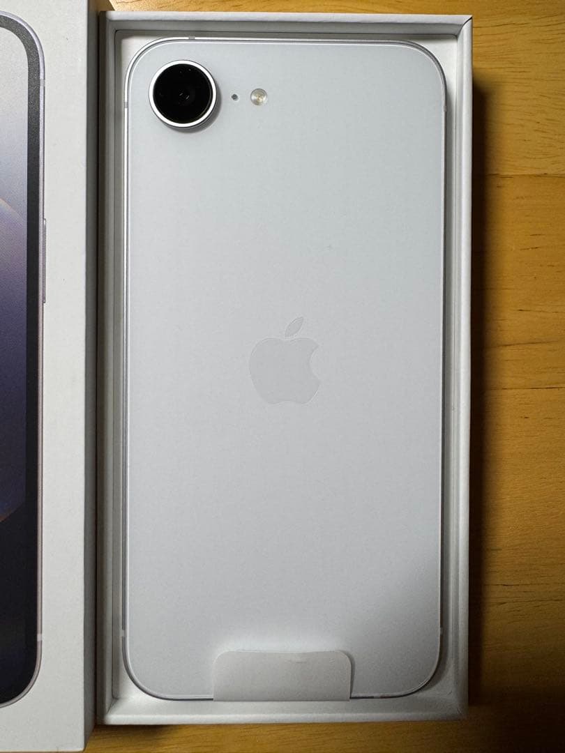 iPhone16e ホワイト 白 128GB SIMフリー 2026年2月購入