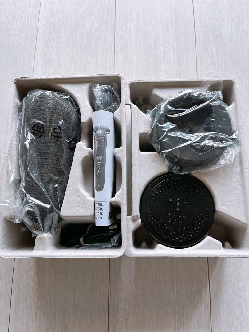 PHILIPS メンズ電気シェーバー 7000 Series S7882/51