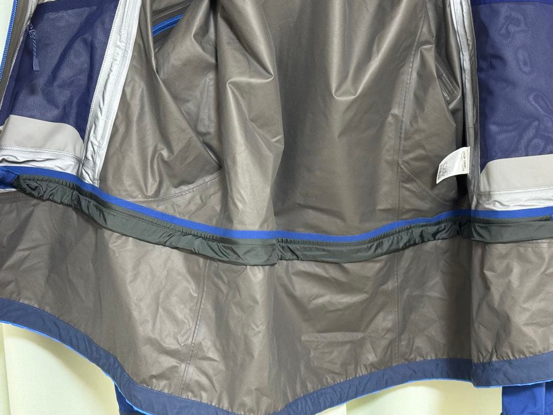 モンベル ダイナアクションパーカ　L