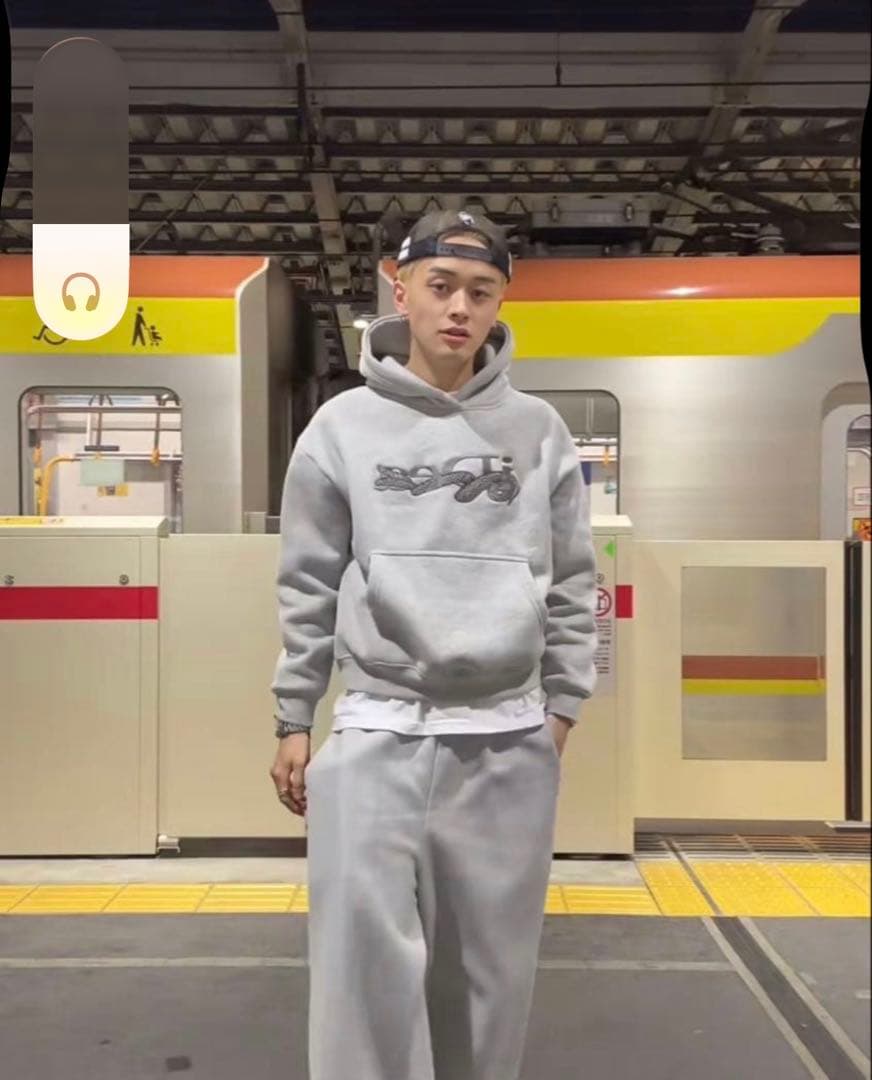 パ*タ様 ideaパーカー人気色