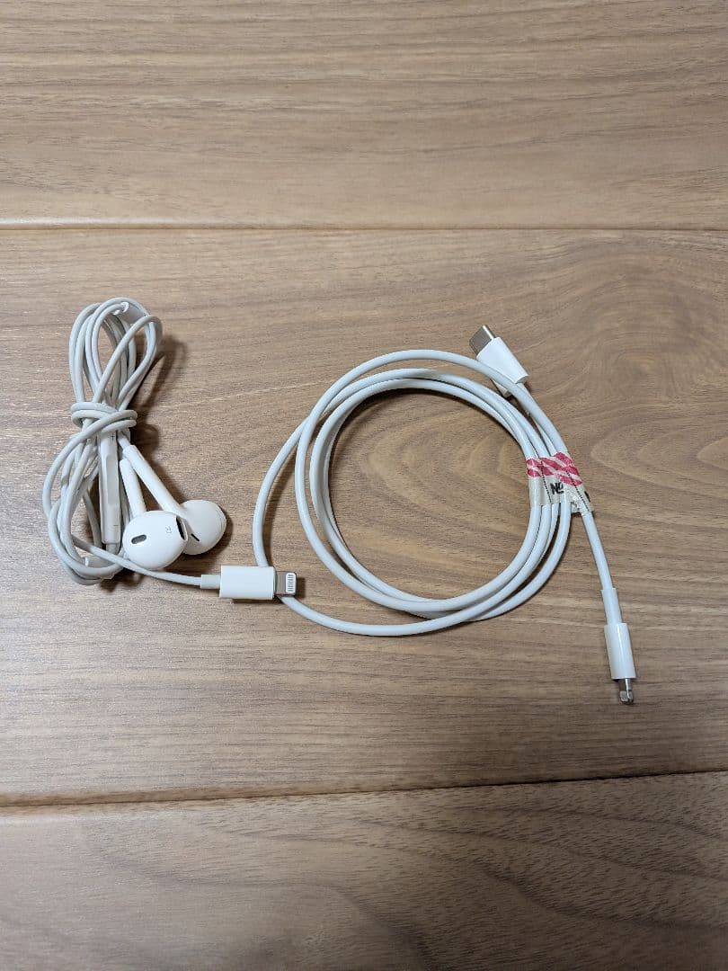 【超美品、傷無】iPad 第9世代本体　95%