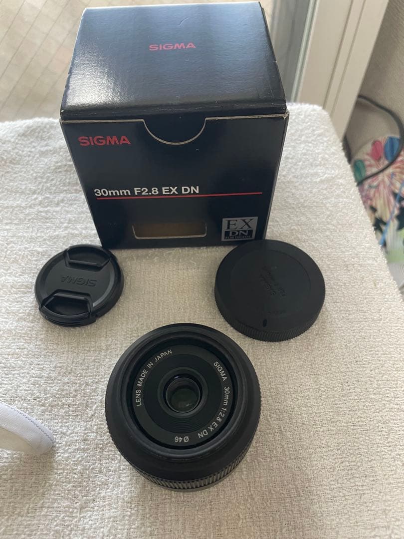 SIGMA 30mm F2.8 EX DN Eマウントレンズ