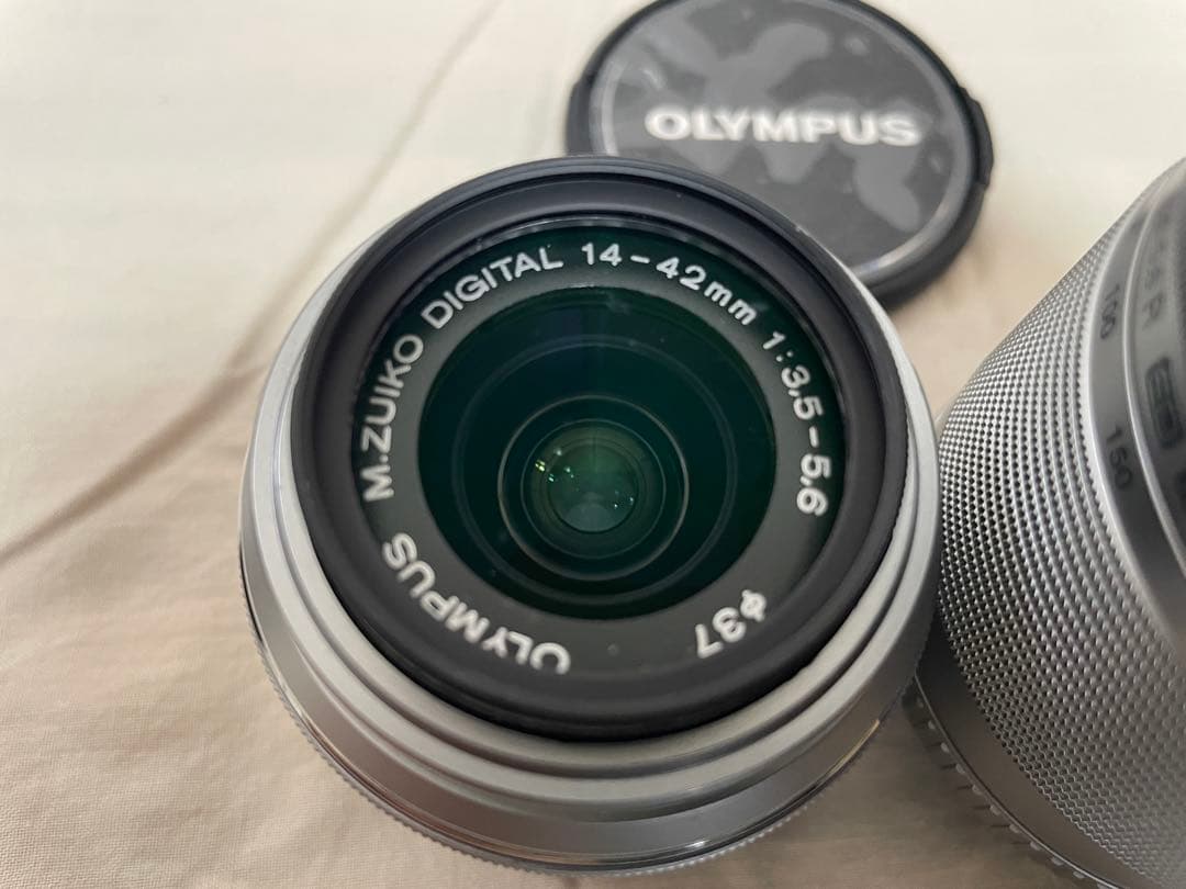 よ*ん様 オリンパス PEN Lite E-PL5 ダブルズームキット ホワイト