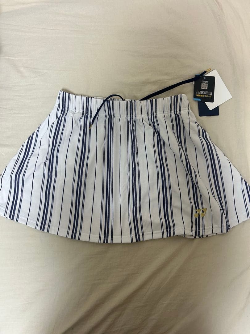 YONEX ストライプ TシャツL スカートM セット新品未使用
