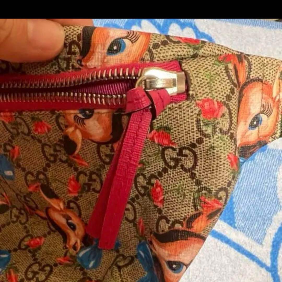 GUCCI ボディバッグ