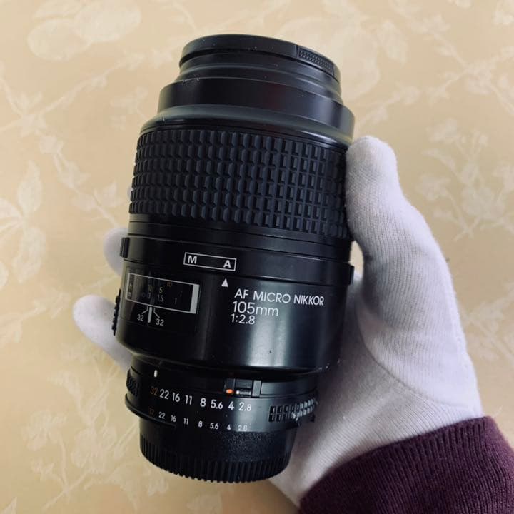 Nikon AF 105/2.8 マクロレンズ