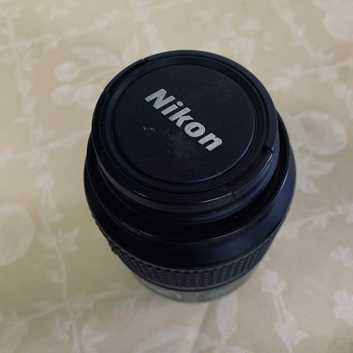 Nikon AF 105/2.8 マクロレンズ