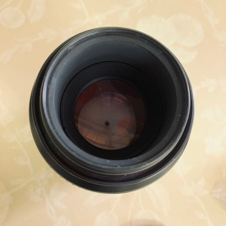 Nikon AF 105/2.8 マクロレンズ