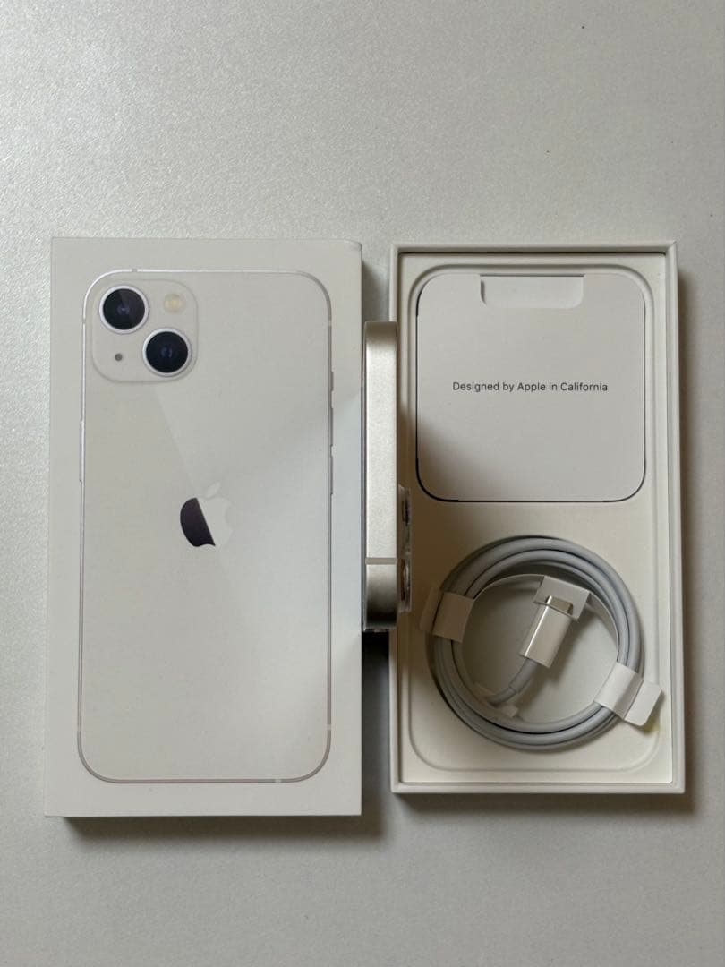 iPhone 13 スターライト 256GB SIMフリー