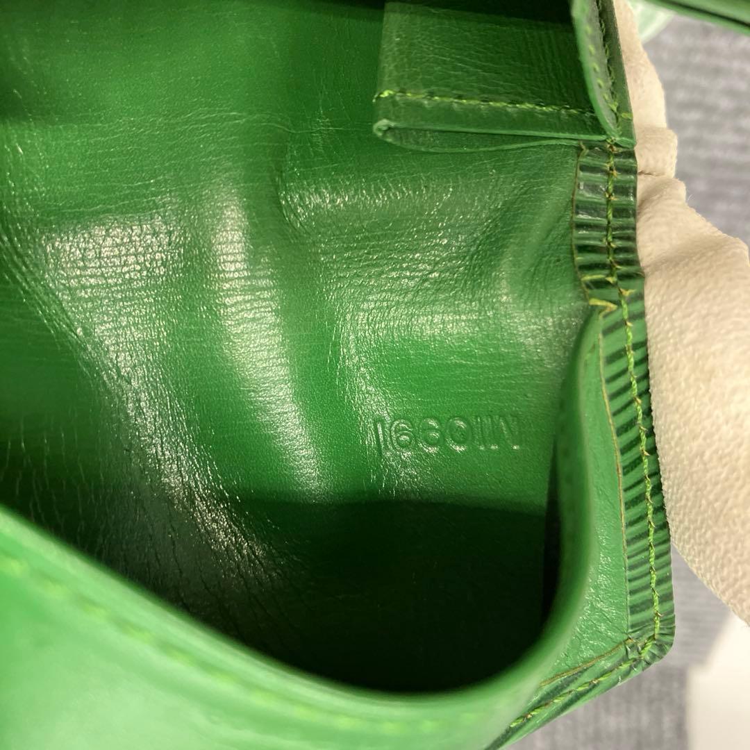 ✨美品✨LOUIS VUITTON　ケース　小銭入れ　エピ　3764