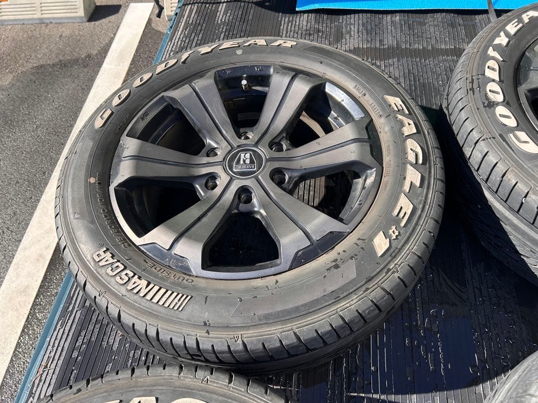 BARBERO 17インチ　ホイール、タイヤセット　ハイエース