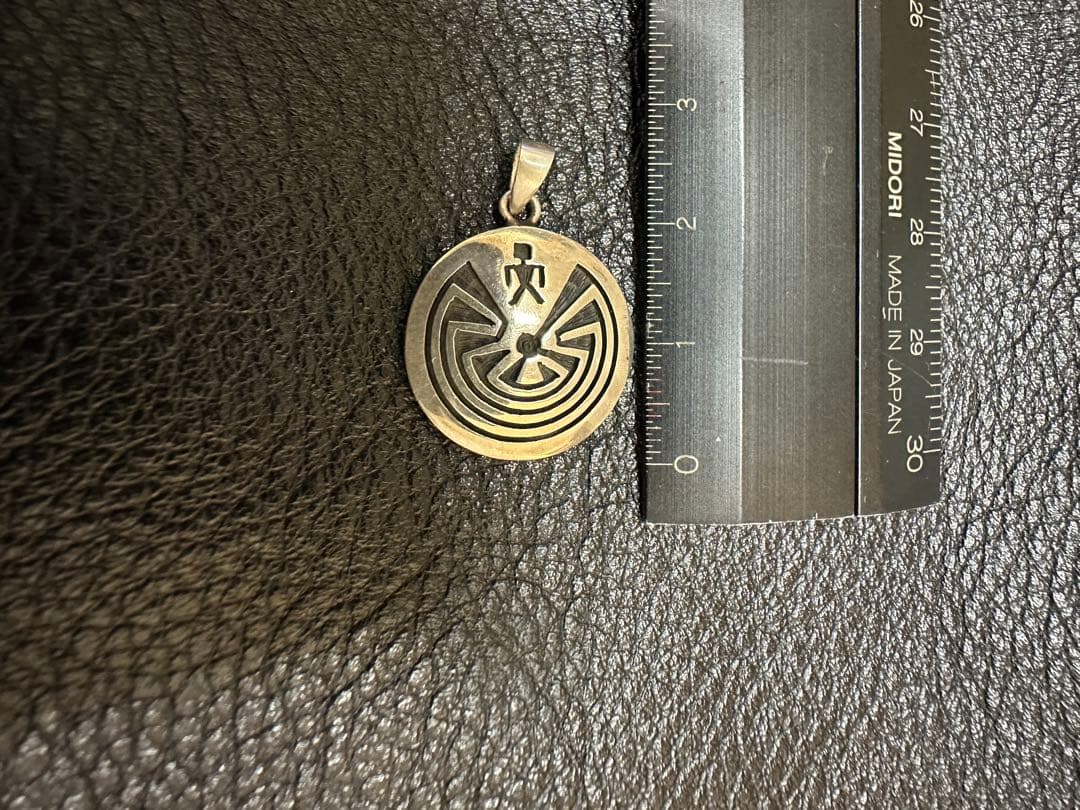 マンインザメイズ　Hopi インディアンジュエリー　トップ