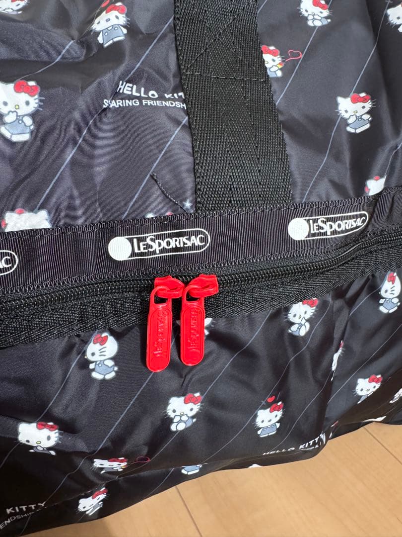 レスポートサック　サンリオ　ハローキティ ボストンバッグ　ポーチキーホルダー付き