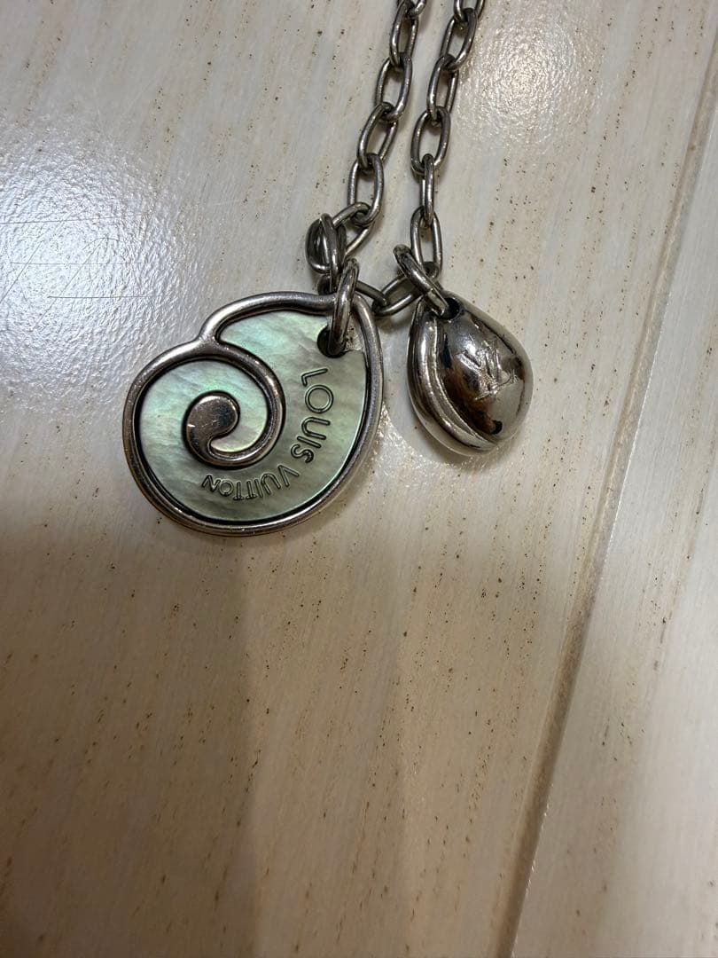 l*c様 LOUIS VUITTON ネックレス