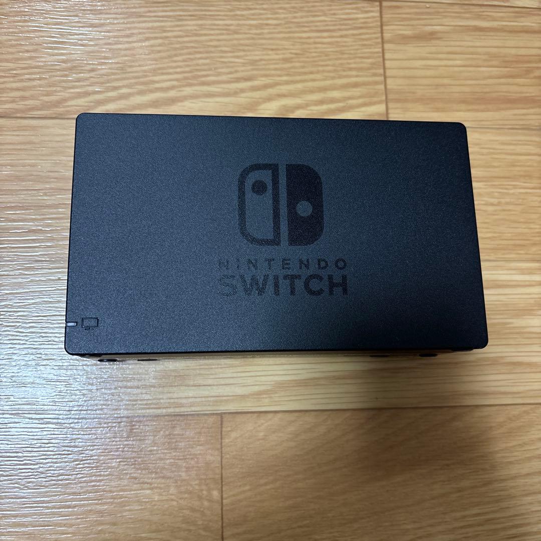 【ホリパッド付属】Nintendo Switch ネオンブルー、レッド
