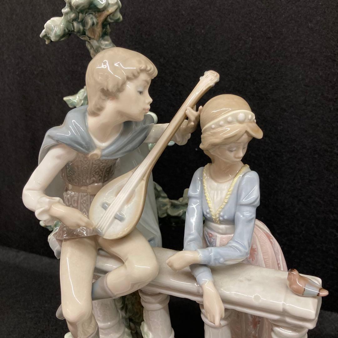 リヤドロ　セレナーデ　フィギュリン　陶器人形⭐︎