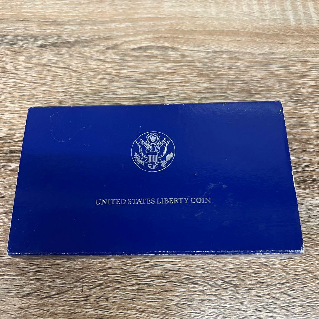 自由の女神　アメリカ　100周年記念リバティ1986年 銀