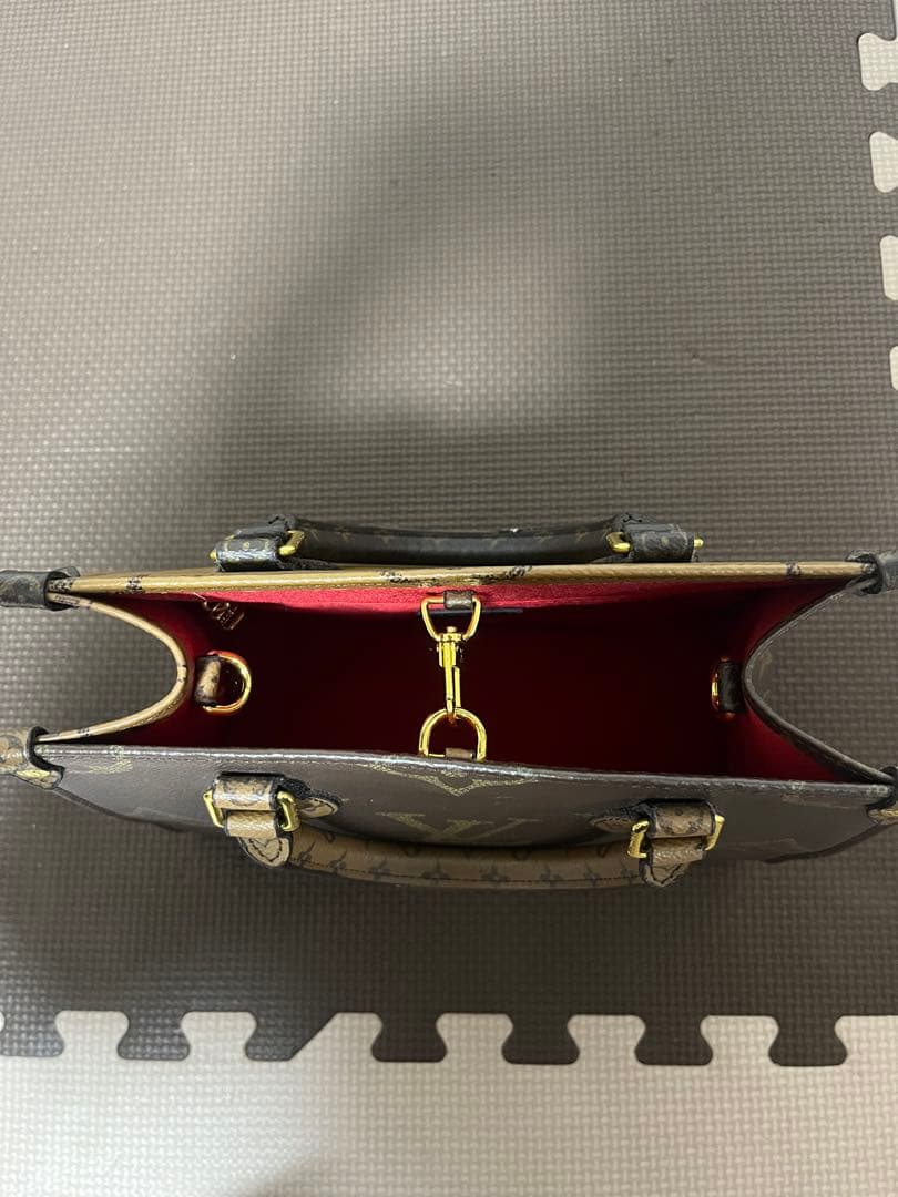 LOUIS VUITTON ルイ・ヴィトン モノグラム オンザゴー