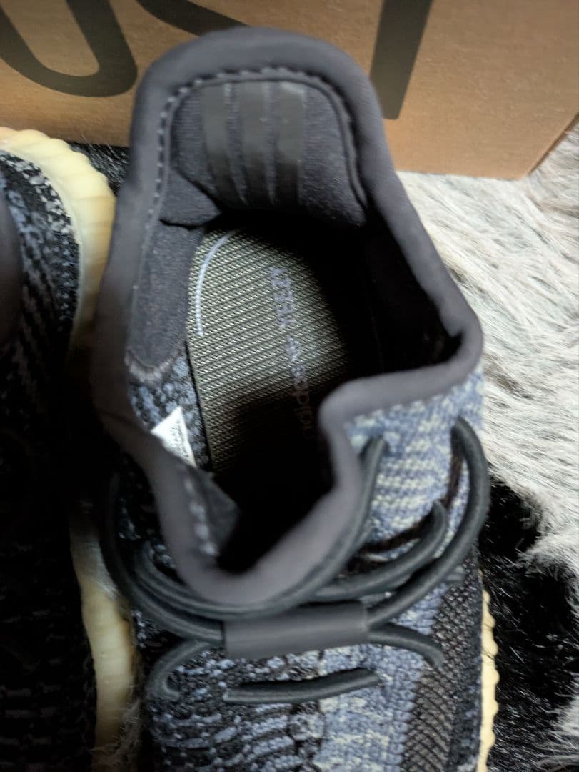 YEEZY BOOST 350 V2　キッズ　アディダス　17cm