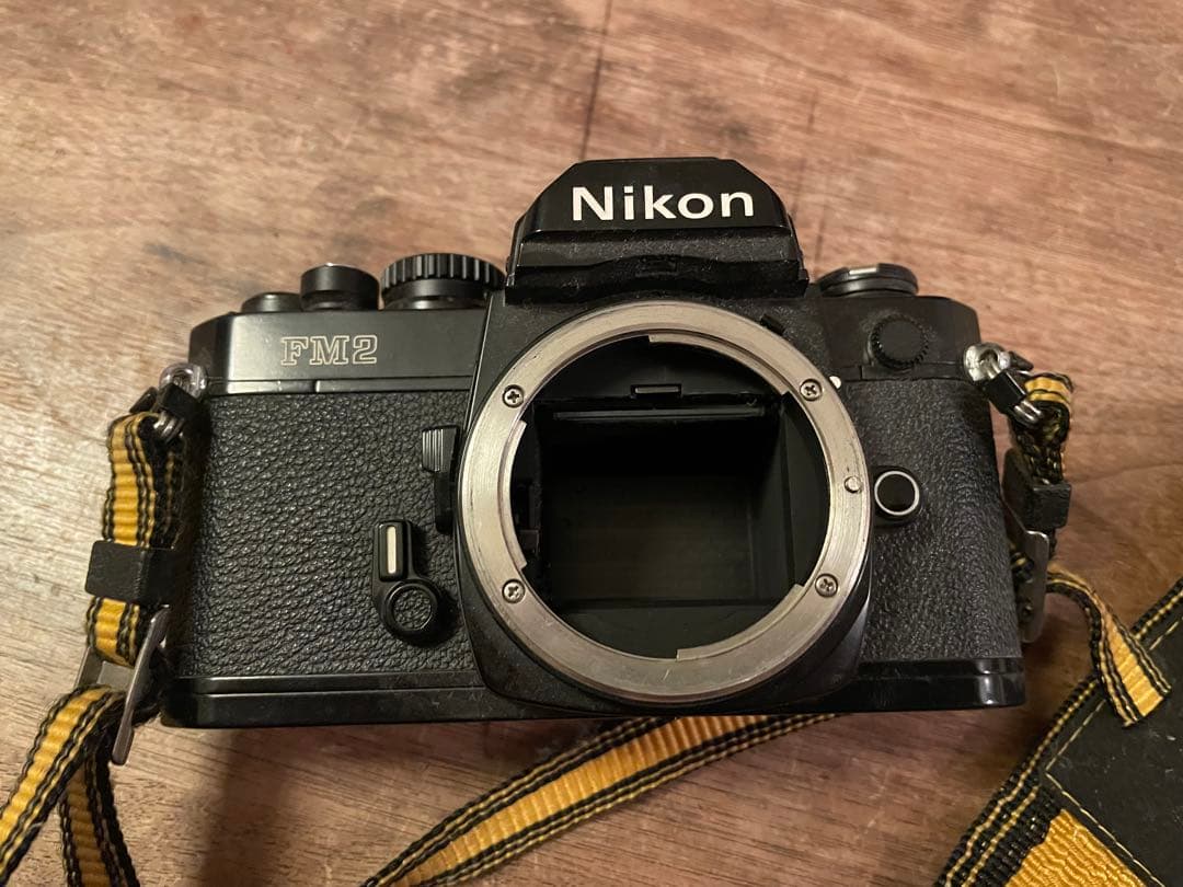 動作未確認　Nikon FM2 一眼レフカメラ レンズ付き　説明書あり