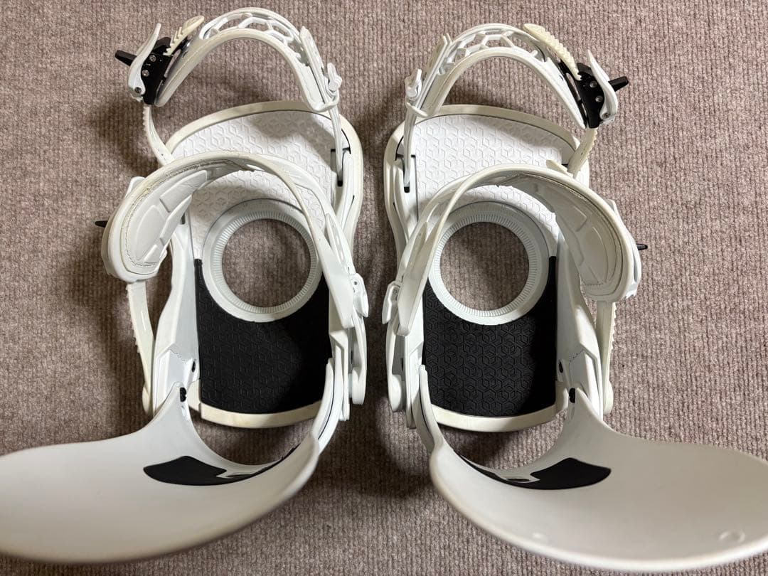 ユニオン ビンディング ストラータ Sサイズ