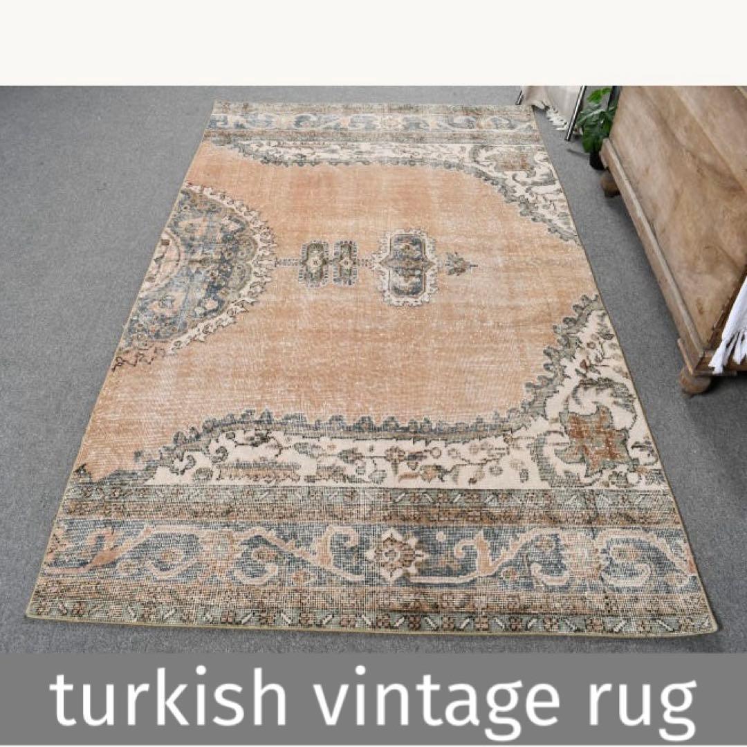 額縁メダリオン✳︎130×215コーラルピンク　ブルー　トルコヴィンテージラグ