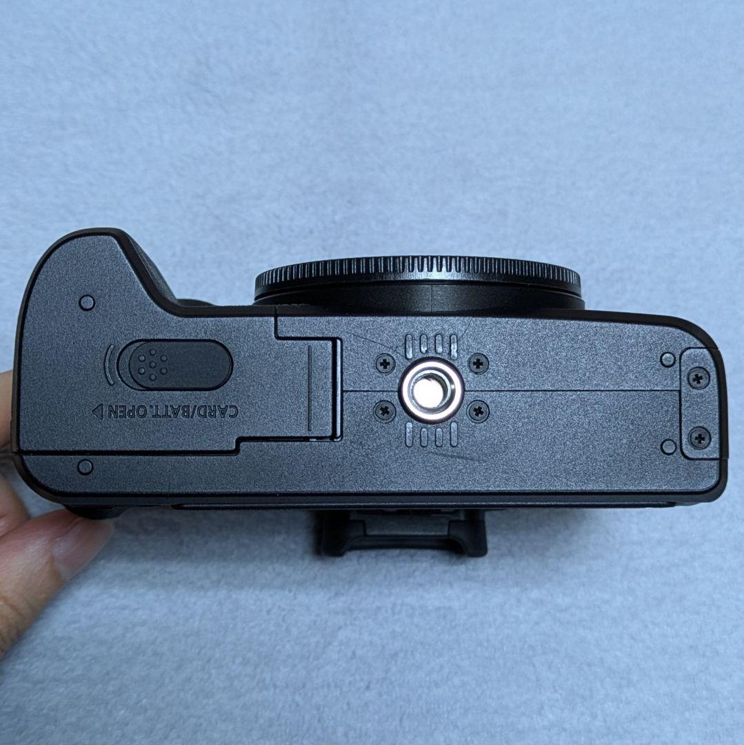 【中古】EOS Kiss M 本体/レンズ3本/付属品/その他