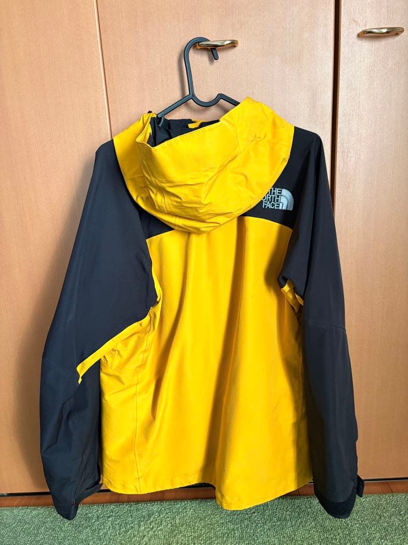 THE NORTH FACE マウンテンパーカー　NP61540