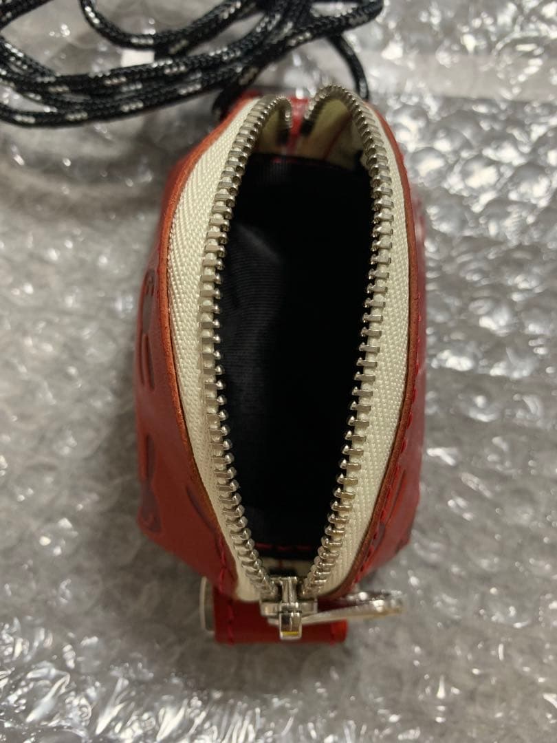 CUNE革製ケース　新品未使用