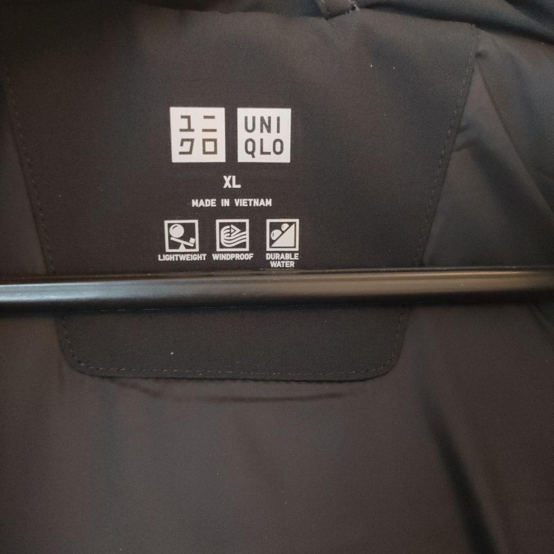 新品未使用　シームレスダウンジャケット　黒　メンズXL　ボタン破損有り